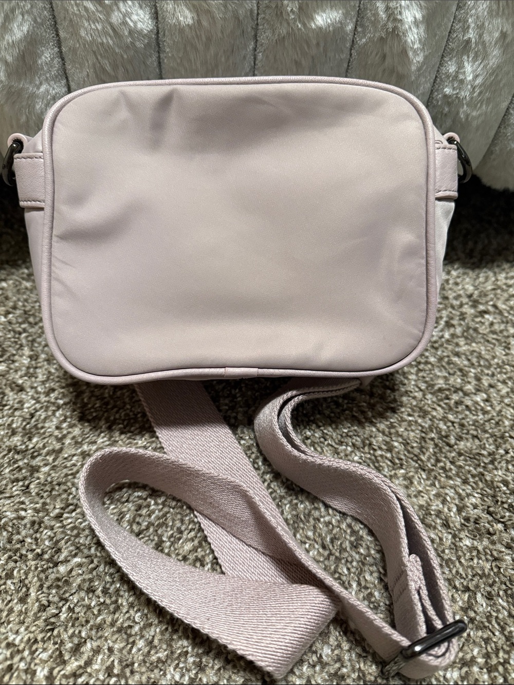 lululemon athletica Light Blush Pink Crossbody Bag - Picture 5 of 7